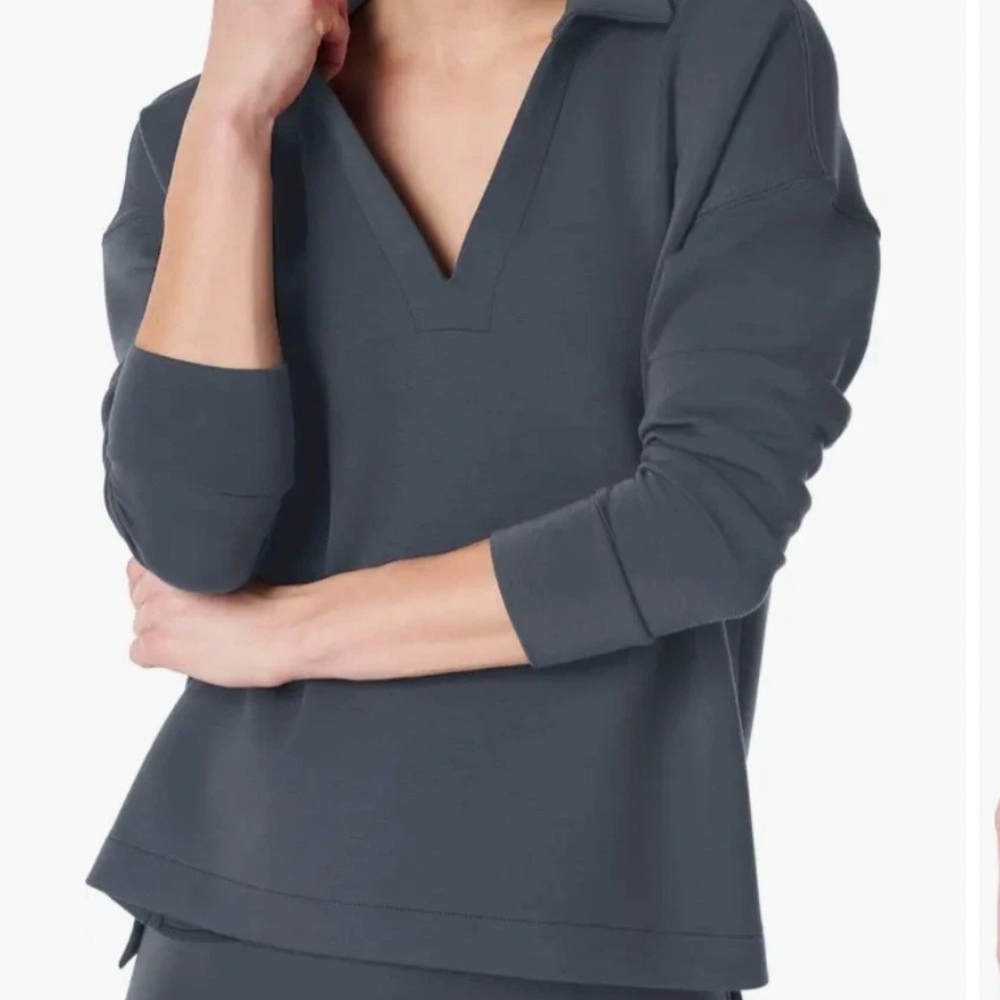 Spanx Air Essentiald Stylish Gray V-Neck Pullover